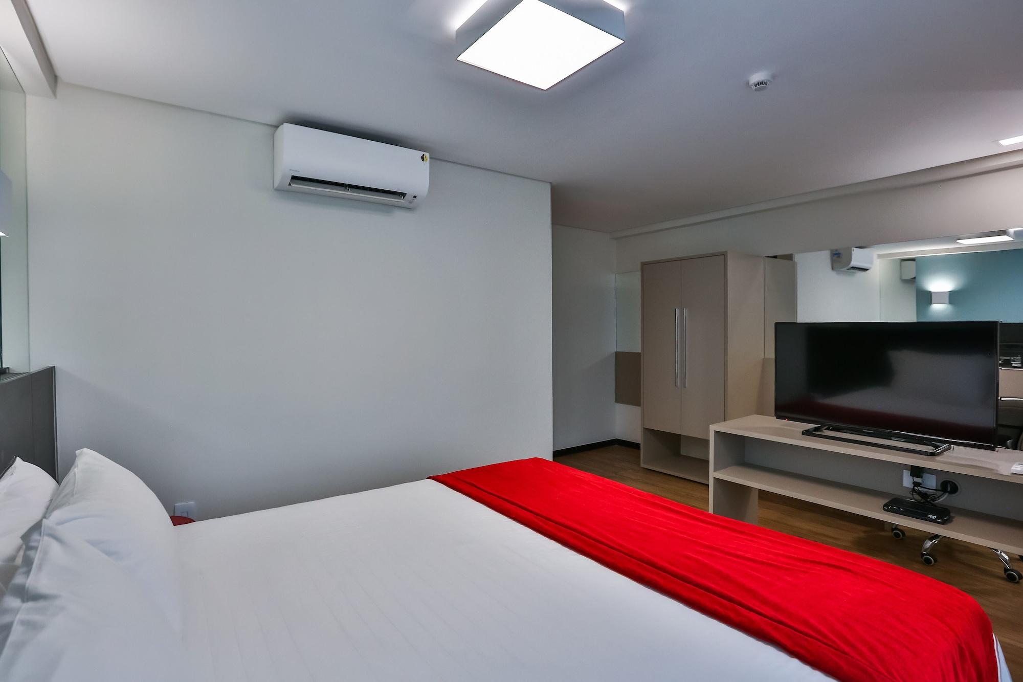 Roomo Praia De Boa Viagem Residencial レシフェ エクステリア 写真